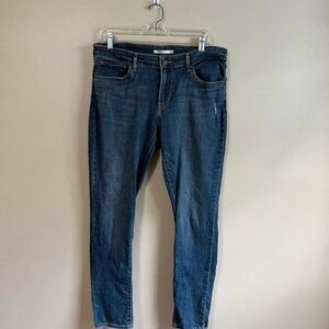 Levi's size 33 skinny jeans
